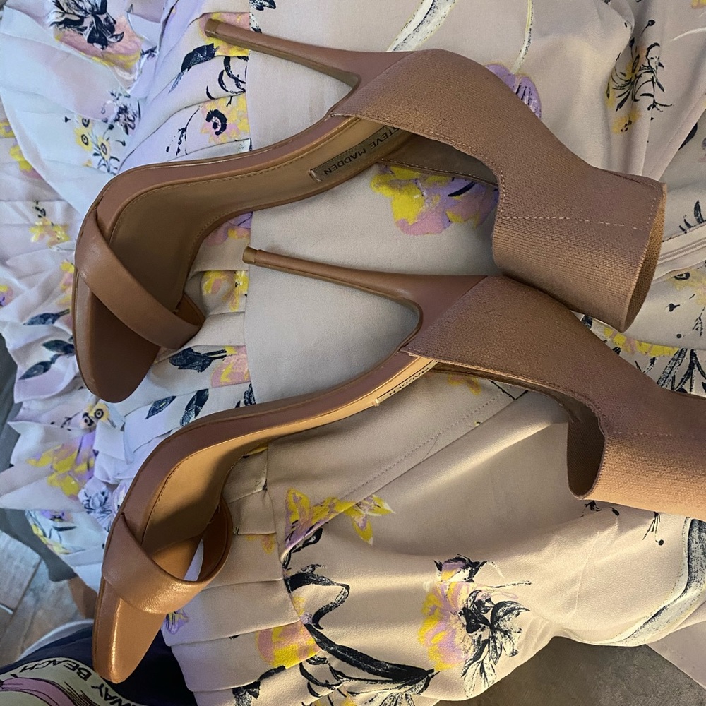 Steve Madden nudes ⚡️Sale⚡️ - Picture 2 of 4